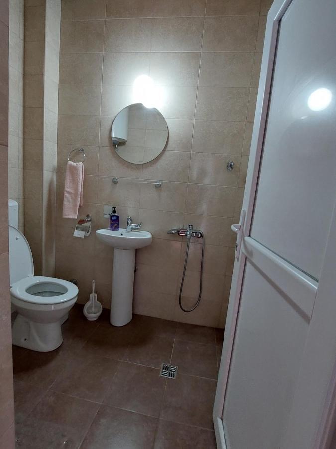 Airport Home Radinovic Podgorica Kamer foto